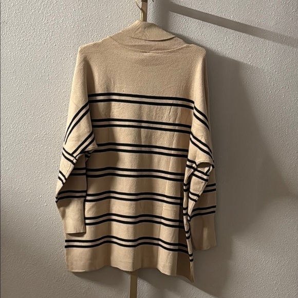 Etcyy New Beige Striped Turtleneck Sweater - Picture 3 of 3